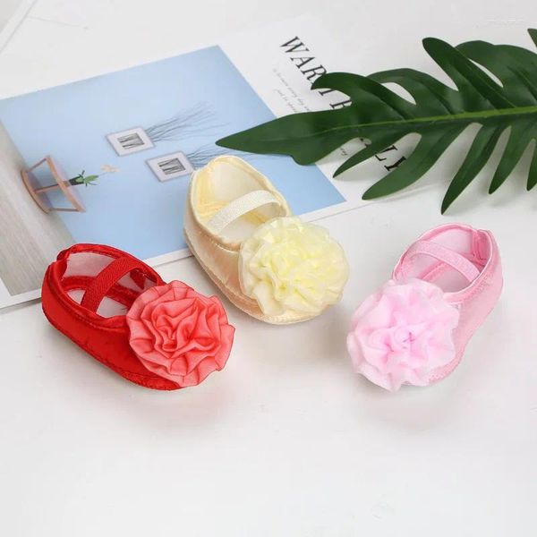 Premiers marcheurs Spring and Fall Girls mignons Big Flower Accessories Princess Fashion Casual Kids Not Slip Baby Baby Baby Chaussures
