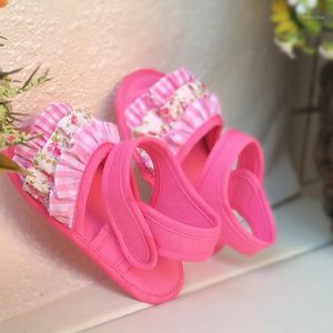Eerste wandelaars zomer babymeisjes schattige roze cake kanten prinses indoor slippers prewalkers peuter schoenen
