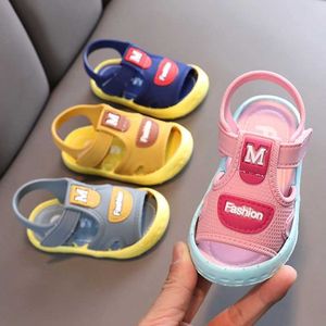 First Walkers Summer Baby Sandals Fashion Kids Shoes For Girls Boys Letter Mesh Anti-Slip Soft Sole Toddler First Walker Children Beach Shoes Q240525