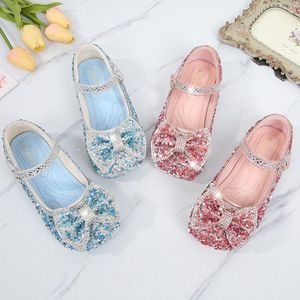 First Walkers Summer Girls Sandalen mode Pearl Shinny Rhinestone Bow Princess Shoes Baby Girl Flat Heel For Party Kids