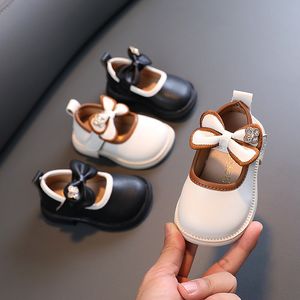 First Walkers Sweet Bow-Knot Girls Princess Shoes 1-2y Toddlers Baby Girl Walkers Leather Mary Jane schoenen Soft Bottom Casual Kids Shoes Flats 230314