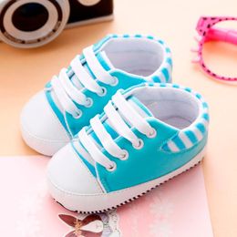 Eerste wandelaars telotuny schoenen voor baby bon geboren baby meisjes wieg zachte zool antislip sneakers bandage herfst peuter jul25