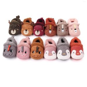 First Walkers Toddler Infant Baby Shoes Girls Boys Animal de peluche Prewalker Sneakers Warm For Born Boots