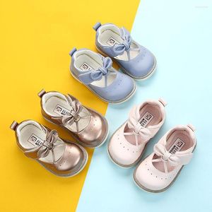 First Walkers Tou Baby Girls Zomer Sandaal Sandaal Infant Prinsesschoenen Fashion Bowknot Toddler Soft Sole Anti-Slip Walker Kids Casual Sneaker