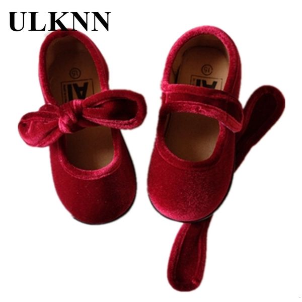 First Walkers ULKNN Baby First Walkers Spring Baby Girls Retro Niños pequeños Prewalkers Terciopelo Desmontable Zapato Infantil Púrpura rojo Niños Pisos 230227