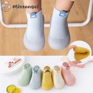 First Walkers Unisex Baby Candy Colors Shoes Children Slippers Animal Cartoon Stripe Kids Soft Rubber Floor Socks Shoe 221124