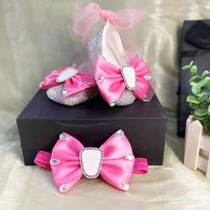 Eerste wandelaars Valentijnsdag cadeau Menternity zwangerschap fotografie bling schoenen voor kinderen bloemenmeisje Live transmissie schoenen 240315