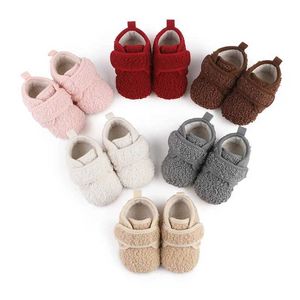 Premiers promeneurs Chaussures pour bébé chaud pour bébé fille fille douce antidérapante chaussures de marche en bas âge en tout-petit chaussures de sol en peluche