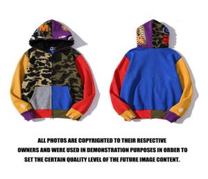 Fish Chaopai Animal Head Camouflage Red Yellow and Blue Splicing Sweater for Men Women Lovers Street Hoodie7546517