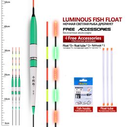 Visaccessoires 3 stks Elektrische visserij Floats3 Float Tubes Night Luminous Float Balsa Wood Boya Lake River Carp Visgereedschap zonder batterij 230812