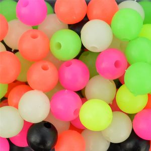 Accesorios de pesca Granos de colores mezclados 100pcs / lot Diámetro flotante redondo de plástico duro 4 mm 5 mm 6 mm 7 mm 8 mm 221111