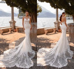 Fistail falda sexy Mermaid Mermaid Vestidos de novia Spaghetti Correas de encaje Aplicado Boho Ritas de Mariee Tren de la cancha abierta del tren de la bridal magn￭fico