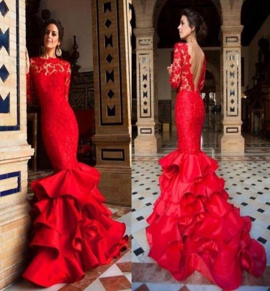 Robes de bal en couches en couches à plusieurs queues Robes de bal en satin 2019 Robe de soirée en dentelle rouge à manches longues pour femmes Célébrité21267056635714