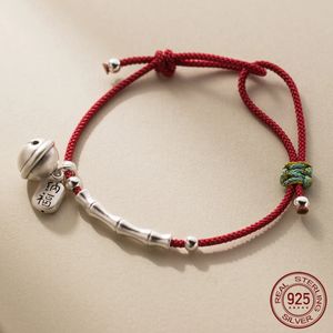 Fit 23cm 999 Bracelets à corde argentée Femmes Retro Bell Lucky Red Ligne de fil String Bracelets For Women Girls Kids Kids Silver Bamboo 240313