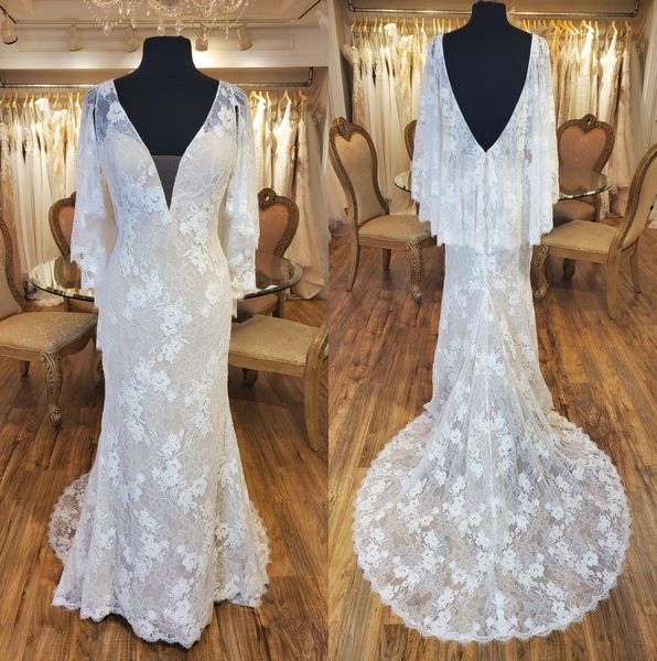 Abito da sposa in pizzo aderente e svasato 2020 Maniche drappeggiate Scollo profondo Scollatura posteriore Coda a strascico robe de mariage Abiti da sposa avorio Realizzati su misura