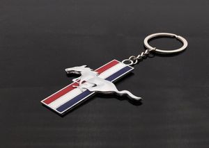 Ajustement pour Ford Mustang 3d Car cadeau Running Horse Chrome Metal METHINE KEY RING AUTO LOGO KEYCHAIN ​​CHEYRING CHEYRING CAR STYLING7674926