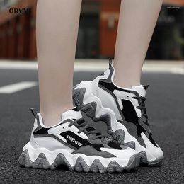 Fitness Shoes 2024 Mode Schoenen Vrouw Balck Wit Sneakers Vrouwen Plataforma Tenis Feminino Luxe Designer Vader Casual Maat