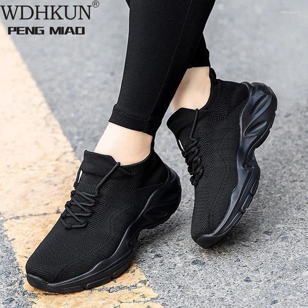 Zapatos de Fitness, zapatillas de deporte de otoño, zapatos planos de malla para mujer, zapatos femeninos informales transpirables con cordones, cómodos, Color caramelo, sólido, talla grande para mujer