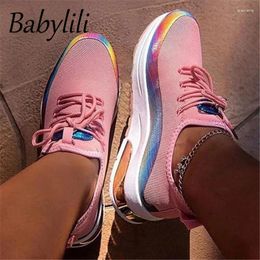 Chaussures de fitness Black Platform Sneakers Femmes Mesh Casual Flat Lady Reflective Breathable Running Shoe LACP-Up Up Up Slip Durable grande taille