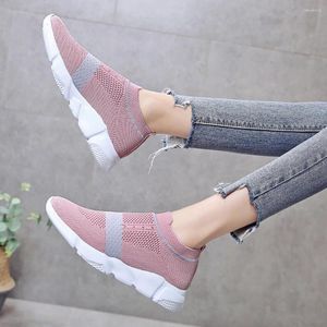 Chaussures de fitness Sneakers d'été Trainers Tricoted Tricoted Vulcanie Sock Leisure Outdoor Slip on Mesh Comfy 2024 # May19