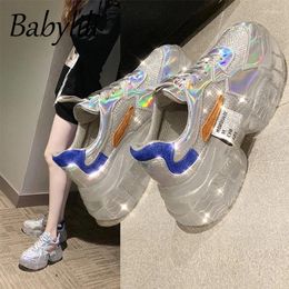 Fitness Shoes Femme Plateforme Transparent Harajuku Sneakers Ladies Laser Casual Jelly Femme Trainers Sports Femme Chunky Spring Pu