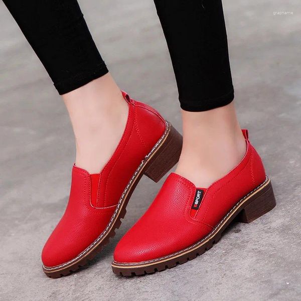 Chaussures de fitness Femmes Pu Leather Autumn Brogue Femme Slip on Elastic Band Épaisses talons basse