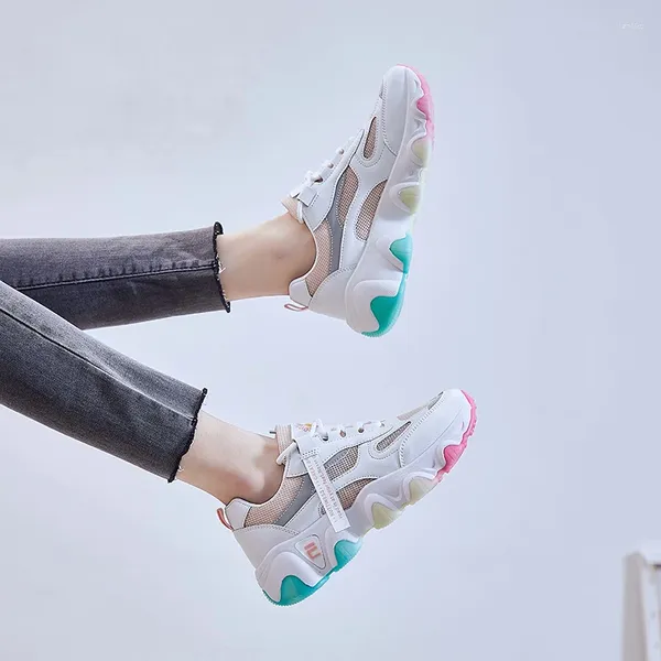 Fitness Chores Sneakers pour femmes Été 2024 Running Breathable Woman Femme Femme Femme-Shoes Mesh Heels Sport Fashion