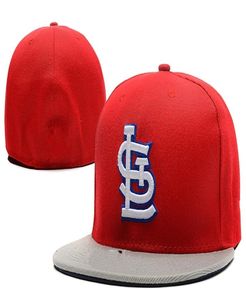 Hoeden Heren039s Team Baseball Volledig gesloten petten Rode kleur Wit SLC letter gorras botten Heren Dames Casual Outdoor Sport Flat6383230