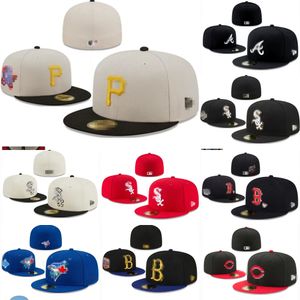 Chapeaux ajustés NOUVEAU plus récent créateur de baseball Football Flat toute équipe Outdoors Sport World Patched Full Ferm Closed Cousted Hats Mélangez 7-8