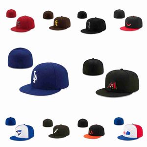 Chapeaux ajustés Chapeau Snapbacks Casquettes de football réglables Toute l'équipe Logo enfant Sports de plein air Broderie Coton Fermé Pêcheur Bonnets flex designer casquette en gros