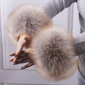 Vijf vingers handschoenen 1Pair voor dames kostuums mode winter herfst geschenken faux bont manchet pluche feestpolspol mouw harige elastische arm warme