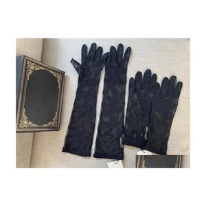 Cinco dedos Guantes Negro Tle para mujeres Diseñador Damas Letras Imprimir Encaje Bordado Manoplas de conducción Ins Moda Fiesta delgada 2 Gota DH5GZ