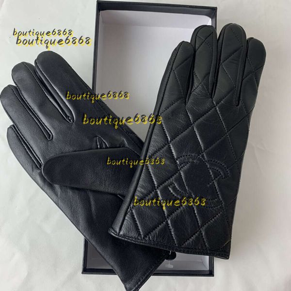 Guantes de cinco dedos Guante de canal Lujo a prueba de viento Calidad cálida Mujeres Guantes de cuero de invierno Pantalla táctil de felpa Ciclismo Guantes de piel de oveja con aislamiento cálido