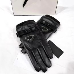 Gants à cinq doigts Designer femmes hommes gants en cuir en peau de mouton femme gants d'hiver chaud en cuir souple mode antigel cinq doigts gant