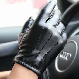 Vijf Vingers Handschoenen Rijden Heren Luxe Pu Winter Herfst Rijden Warm Houden Handschoenen Kasjmier Tactische Handschoenen Leer Zwart Buitensporten 230906