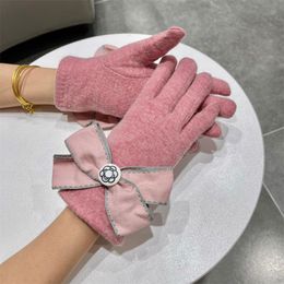 cinq doigts gants mode classique lettre perle fleurs gants hiver laine chaud