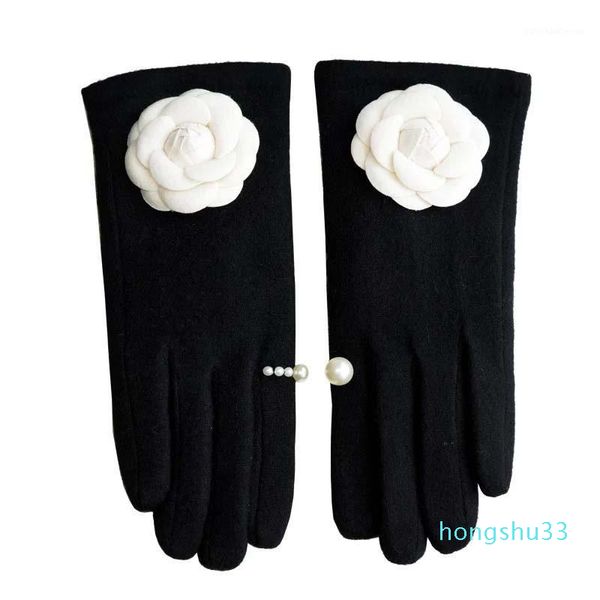 Cinq doigts gants mode hiver blanc camélia femmes perle cachemire écran tactile garder au chaud doigt complet corée Outdoor1