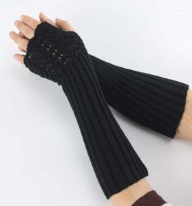 Cinq doigts gants de mode Femmes hommes couleurs solides bras plus chauds long-tricot sans doigts mittens automne hiver printemps chaleureux 14119811