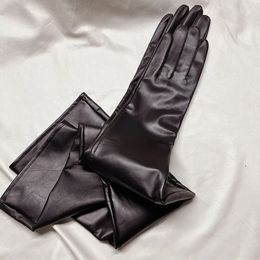 Gants à cinq doigts Gants en peau de vache fœtale Gants longs en cuir véritable Cuir simple Doux Délicat Coupe ultra-mince Taille homme Taille femme Marron foncé 231113