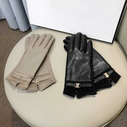 PU-leren handschoenen Dames herfst en winter warm en fleece verdikt touchscreen winddichte en koude vingerhandschoenen l231016