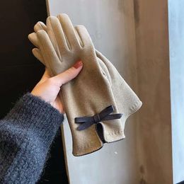 Guantes de cinco dedos para mujer Invierno Cálido Montar Versión coreana con vellón engrosado Pantalla táctil a prueba de viento Invierno Gamuza Terciopelo Regalo para estudiantes RR