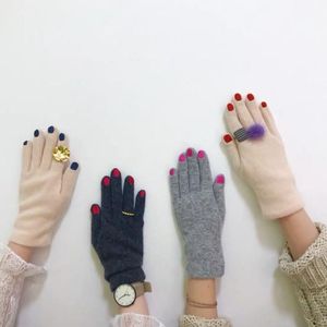 Vijf vingers handschoenen Japanse vrouwen grappige nagelpatroon borduurwerk winter warm dikker faux wollen fietsen rijden stevige kleur wanten1685