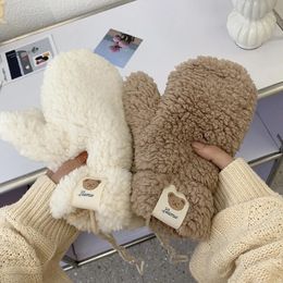 Gants à cinq doigts Kawaii en peluche gants chauds doux hiver épais sans doigts coréen japonais ours gants avec cordes décontracté en plein air mitaines d'équitation chaud 231017
