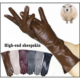 Handschoenen met vijf vingers Leren handschoenen Dames Schapenvacht Halflang Plus Fluweel Verdikt Winter Warmte Kleur Touchscreen-stijl 231116