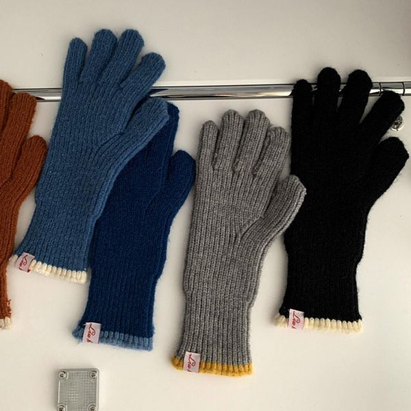 Cinq doigts gants couleur pure tricoté laine femmes écran d'hiver étudiant équitation doigt fendu épais couple chaud cadeau de Noël 230824