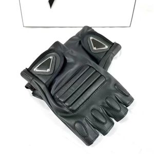 Cinq doigts Gants Sport Pu Cuir Fourrure à l'intérieur de la marque Mitaines Demi-étiquette noire en gros