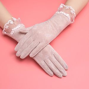 Cinq doigts gants gants en dentelle d'été écran tactile tactile rose protection uv protection femmes conduisant des fleurs féminines résistantes au glissade gantsfive fi