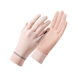 Gants à cinq doigts Gants de protection solaire pour femmes Été Mince Flip Respirant Cyclisme Résistant aux UV Écran tactile Gants en soie glacée Sensation de fraîcheur