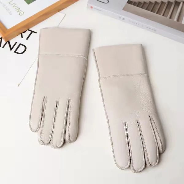 Gants à cinq doigts super chauds d'hiver pour femmes, gants en vraie fourrure de mouton, gants doublés de laine, mitaines épaisses en peau de mouton, Guantes noir 231115