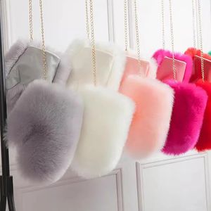 Vijf vingers Handschoenen Warmer Winter Faux Fox Fur Glove With Chain Women Girls Natural Fluffy Fox Fur Pompom Gloves Outdoor Hand Handwarmers Plush wanten 231118